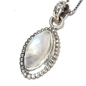 Moonstone necklace Sterling silver necklace Moonstone gemstone necklace Moonstone gem pendant Moonstone pendant necklace Moonstone jewelry