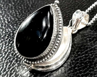 Black onyx photo locket necklace Sterling silver locket Keepsake locket Pill box Poison box pendant Black onyx gemstone locket Onyx locket