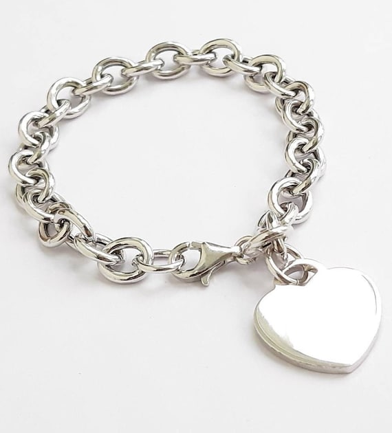 Link Bracelet with Heart Charms in Sterling Silver - MYKA