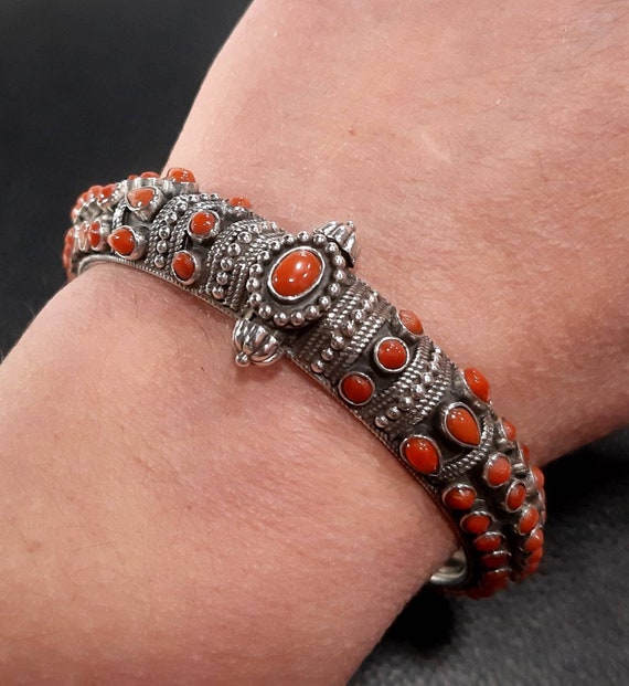 Navajo Coral Silver Cuff Bracelet | Yellowstone Spirit Southwestern Co -  Objects of Beauty