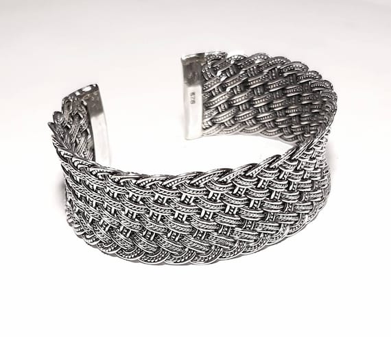 Stainless Steel Interwoven Bracelet - Threaded Metal