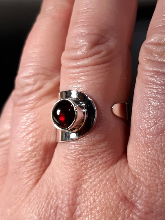 Garnet ring 925 Sterling silver band ring January birthstone ring Adjustable band Open band Wide band Garnet gemstone ring Garnet jewelry
