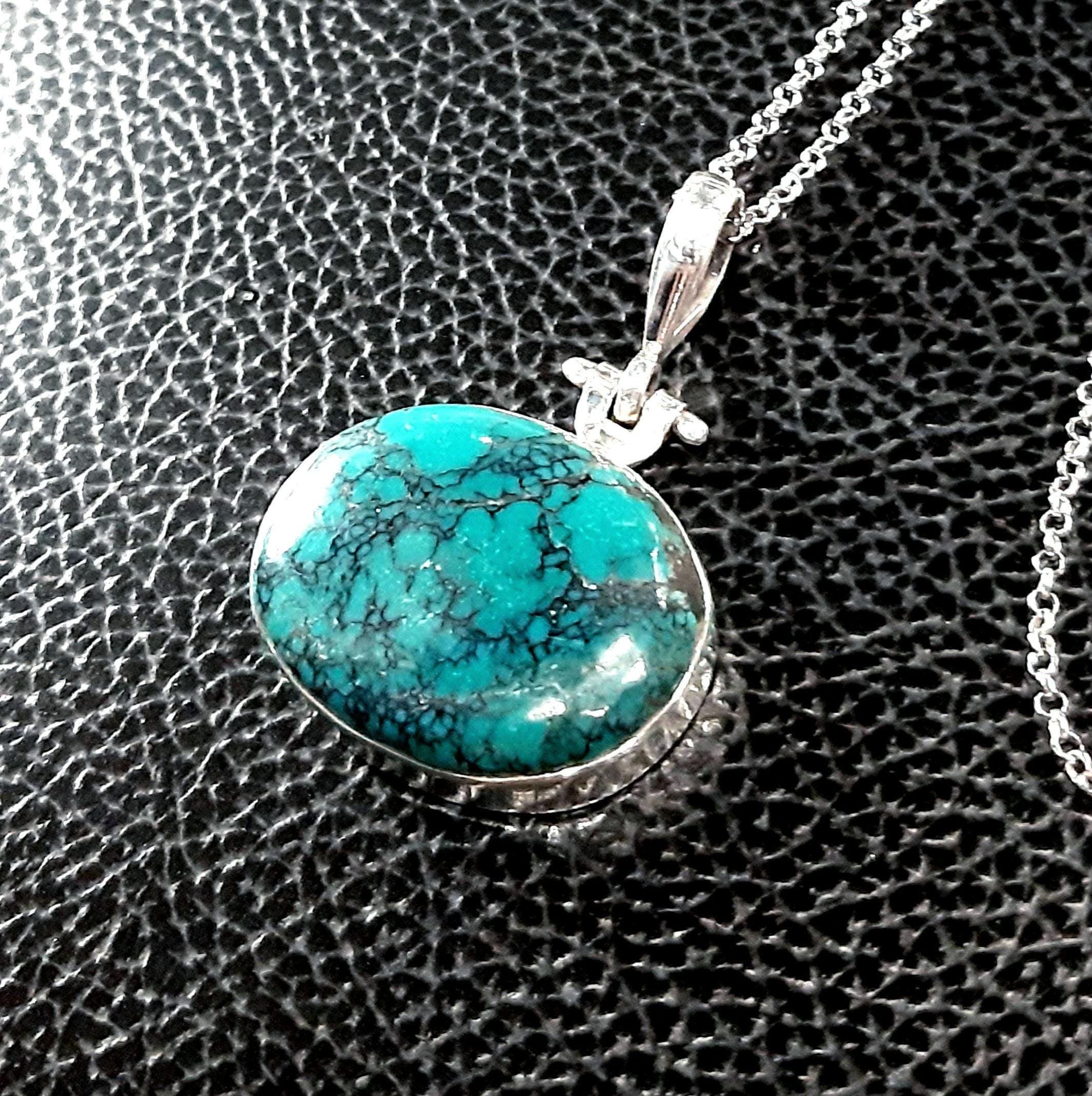 チベットのターコイズ 蜘蛛の巣のターコイズネックレス スターリング