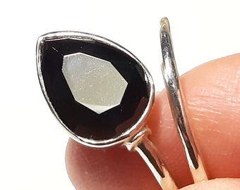 Anillo de ónix Banda de plata esterlina Unisex Ajustable Banda de ónix negro Banda abierta de ónix Anillo de remolino Piedra preciosa de ónix negro Anillo envolvente Banda envuelta