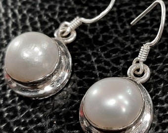 Pearl earrings Sterling silver Freshwater pearl dangle earrings Pearl dangles Pearl jewelry Natural pearl gemstone earrings June birthstone