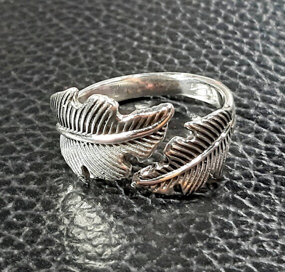 Anillo de pluma hombre sales