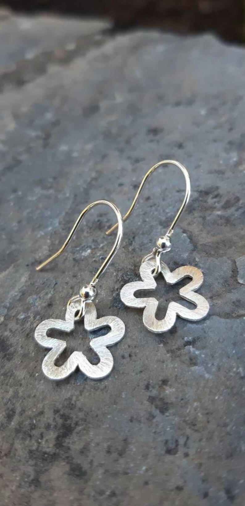 Floral Ohrringe 925 Sterling Silber Ohrringe Blumen Ohrringe Floral baumeln Ohrringe Blume baumelt Blumenschmuck 925 Silber Blumen Ohrringe Bild 8