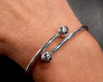 Brazalete de torsión Pulsera de torsión de plata esterlina Pulsera ajustable Brazalete de puño unisex Brazalete de torsión para hombre Brazalete de dos bolas Pulsera de doble bola