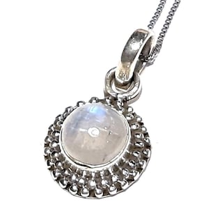 Moonstone necklace Sterling silver necklace Moonstone gemstone necklace Moonstone gem pendant Moonstone pendant necklace Moonstone jewelry