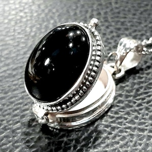 Black onyx photo locket necklace Sterling silver locket Keepsake Poison box pendant necklace Movable lid pendant Secret compartment jewelry