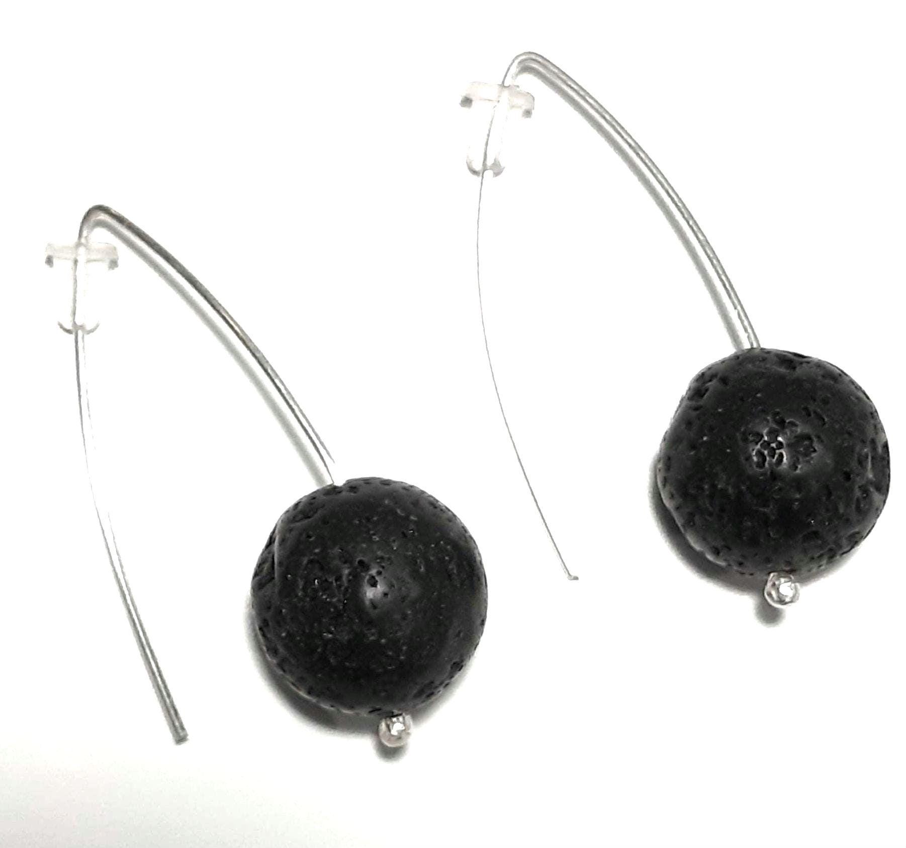 aurum　ピアス　シルバー×溶岩石　アイスランド aurum ピアス シルバー×溶岩石 アイスランド
