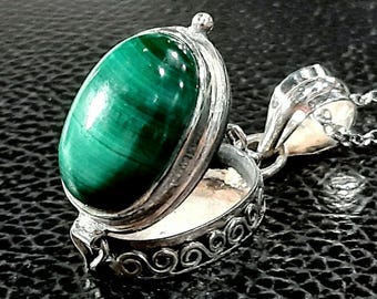 Malachite photo locket necklace 925 Sterling silver Keepsake 3-D charm box pendant Movable lid locket Gemstone locket Charm box necklace
