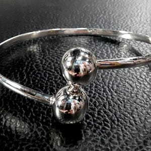 Koppelarmband Sterlingzilveren manchetarmband Flexibele koppelarmband Unisex manchet Heren koppelmanchet Armband met twee bollen Dubbele kogelarmband