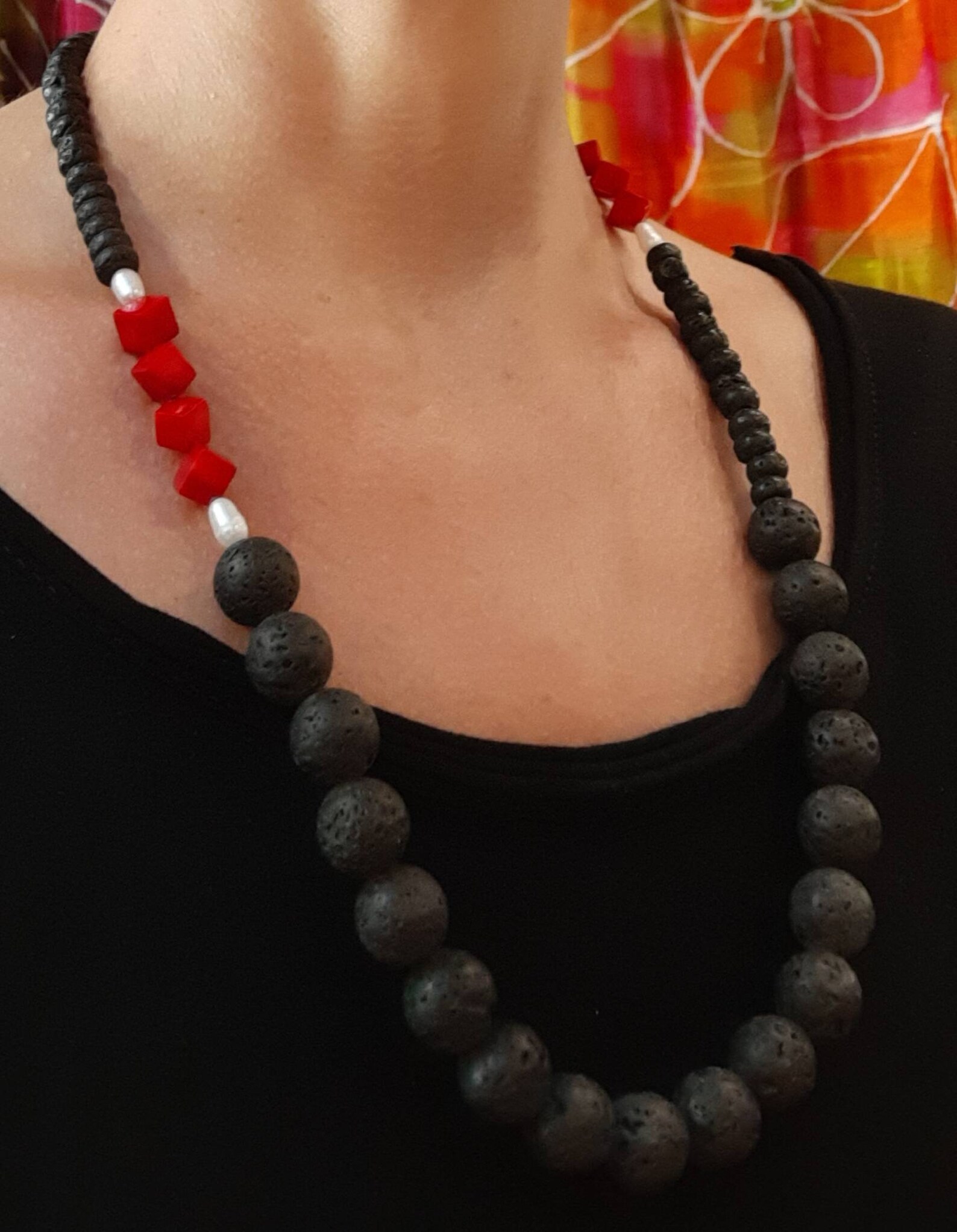 Cave No. 9 Necklace - Black