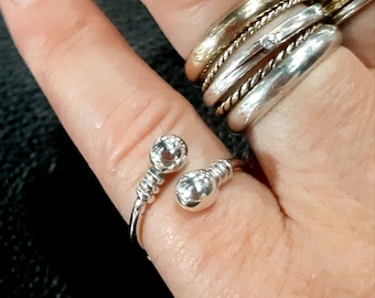 Anillo de dos bolas Anillo de torsión de plata de ley 925 Banda ajustable Anillo de dos bolas Anillo de banda de torsión Banda de dos bolas Anillo de doble bola Anillo de torsión