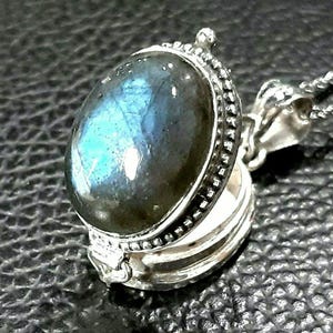 Labradorite photo locket necklace 925 Sterling silver Keepsake 3-D charm box pendant Movable lid locket Labradorite gemstone prayer box