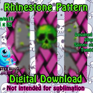 Pode incluir: Design de download digital para um copo reto fino de 20 oz. O design apresenta uma caveira verde, um padrão de diamantes rosa e o texto "Rhinestone Pattern". O design tem 6,1 x 6,2 cm.