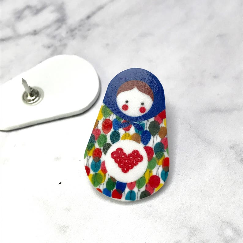 Illustration MATRYOSHKA PINS Jewellery Pin insignia shrink plastic