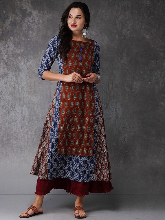 LEELA OVERSEAS BATIK VOL 1 CAMBRIC PRINTED LADIES SUITS ONLINE  Reewaz  International  Wholesaler  Exporter of indian ethnic wear catalogs