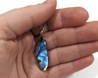 Rainbow Labradorite Necklace Blue Flash Labradorite Raw labradorite Jewelry Gift for Girlfriend