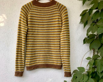 Pure Baby Alpaca pullover for woman, Hand knitted, natural dyes.