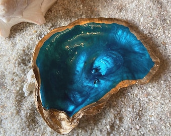 Hand-Painted Oyster Shell Ring Dish Beach Decor Jewelry Organizer