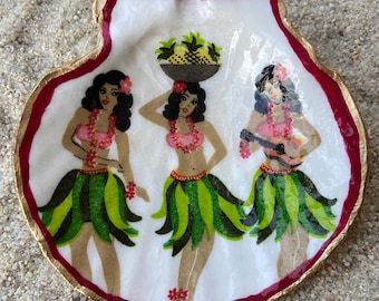XL Decoupage Scallop Shell Ring Dish Trinket Handmade Hula Girls