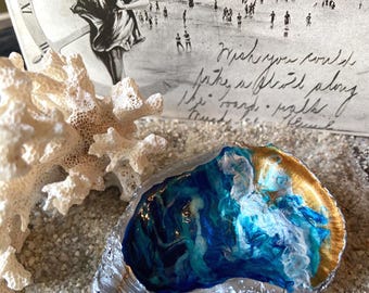 Hand-Painted Oyster Shell Ring Dish Beach Decor Jewelry Organizer