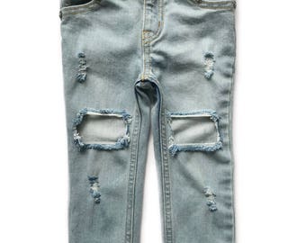 Kneedy Skinnies-skinny jeans-jeans-baby jeans strappati