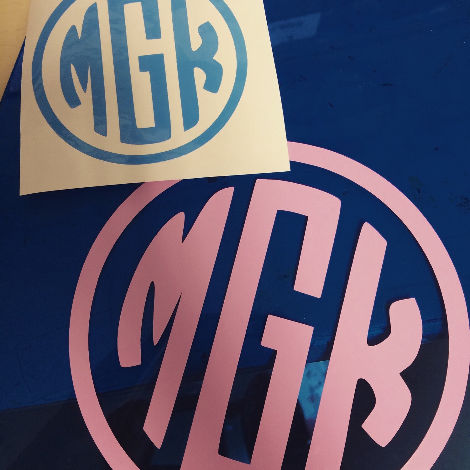 Monogramas adhesivos de vinilo de 68 | Etsy