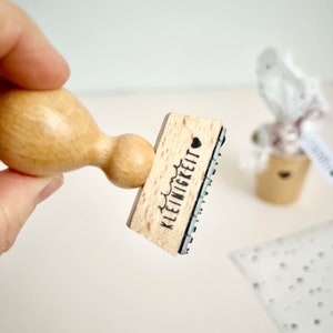 Stempel eine Kleinigkeit mit Herz, Stempel Geschenk, Stempel Hochzeit Bild 10