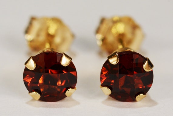 Red Garnet Earrings~14kt Yellow Gold Setting~5mm Round~Genuine Natural Mined