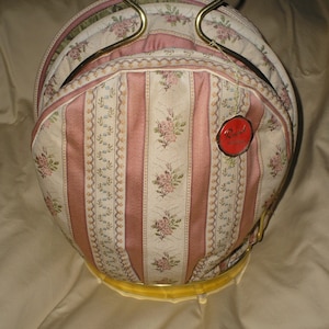 UNIQUE Vintage NWT Rosel Western Germany Brocade Tapestry Handbag Purse Clamshell Make Up Bag