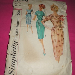 1950s Simplicity 2726 Kimono Sleeve Slim Wiggle Dress sz 18 bust 38