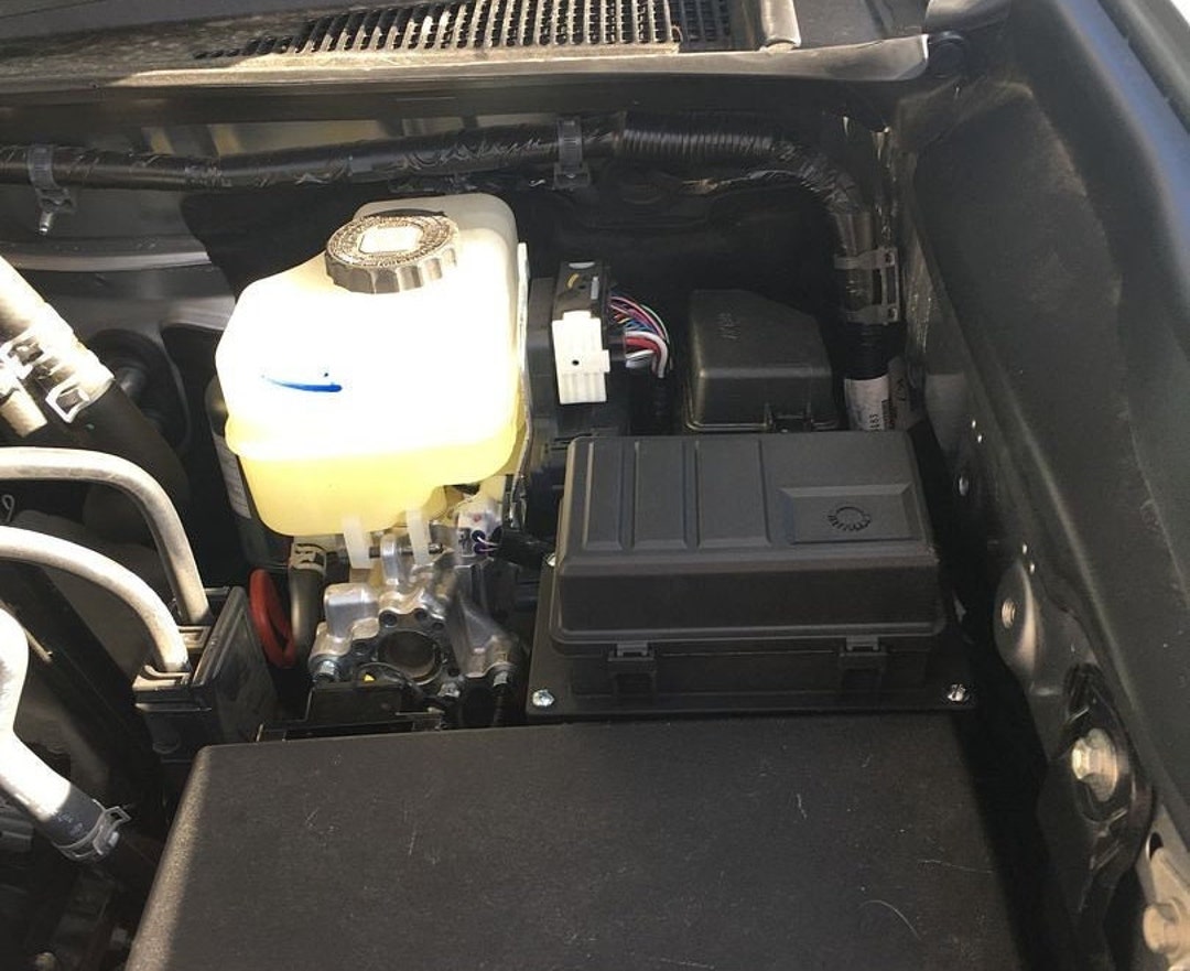 Auxiliary Fuse and Relay Block Mount for 3rd Generation 2016