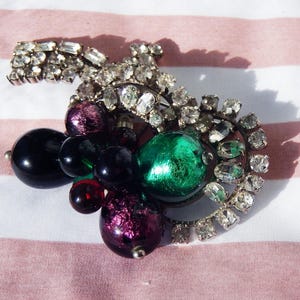 Broche de vidrio artístico Max Muller Globos Huevos de Pascua Diamantes de imitación Lámina Kaufbeuren Capas Años 50 Orquídea grande relacionada