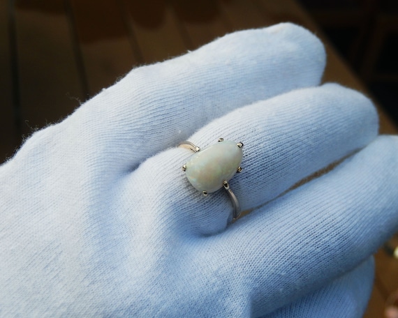 Vintage Solid Opal Solitaire Ring 9K Gold Oblong … - image 5