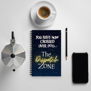 The Dispatch Zone / Thin Gold Line / Cuaderno encuadernado en espiral de la policía con 140 páginas punteadas