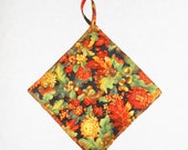 Pot Holder, Hot Pad,  Kitchen Hot Pad, Kitchen Pot Holde, Gift Idea, Fall Decor, Quilted Hot Pad, Quilted Pot Holder, Wedding Gift, 8 x 8in