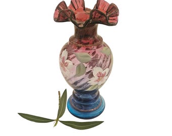 Vintage Fenton “Mulberry” Ruffled Vase – 50th Anniversary Limited Edition (1946–1996)