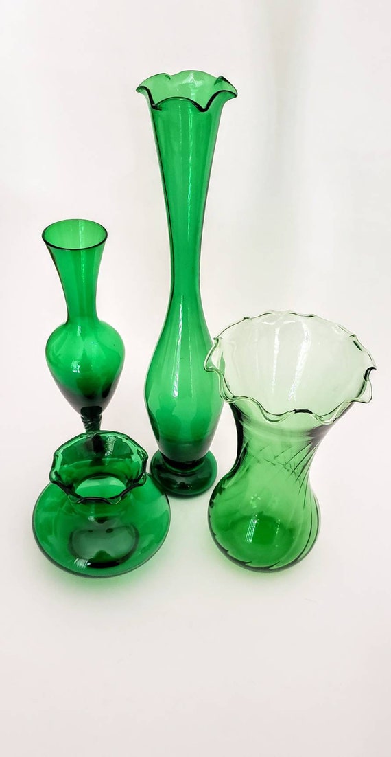 Vintage Green Glass Vases Set of Four Emerald Green Decor Green Wedding Vases Set of Four Vintage Vases Green Event Decor Set of Four Green il 570xN a701