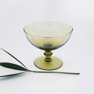 Vintage Avocado Green Footed Pedestal Bowl MCM/Olive Green Mid Century Modern Decorative Pedestal Bowl/Green Table Decorative Pedestal Bowl