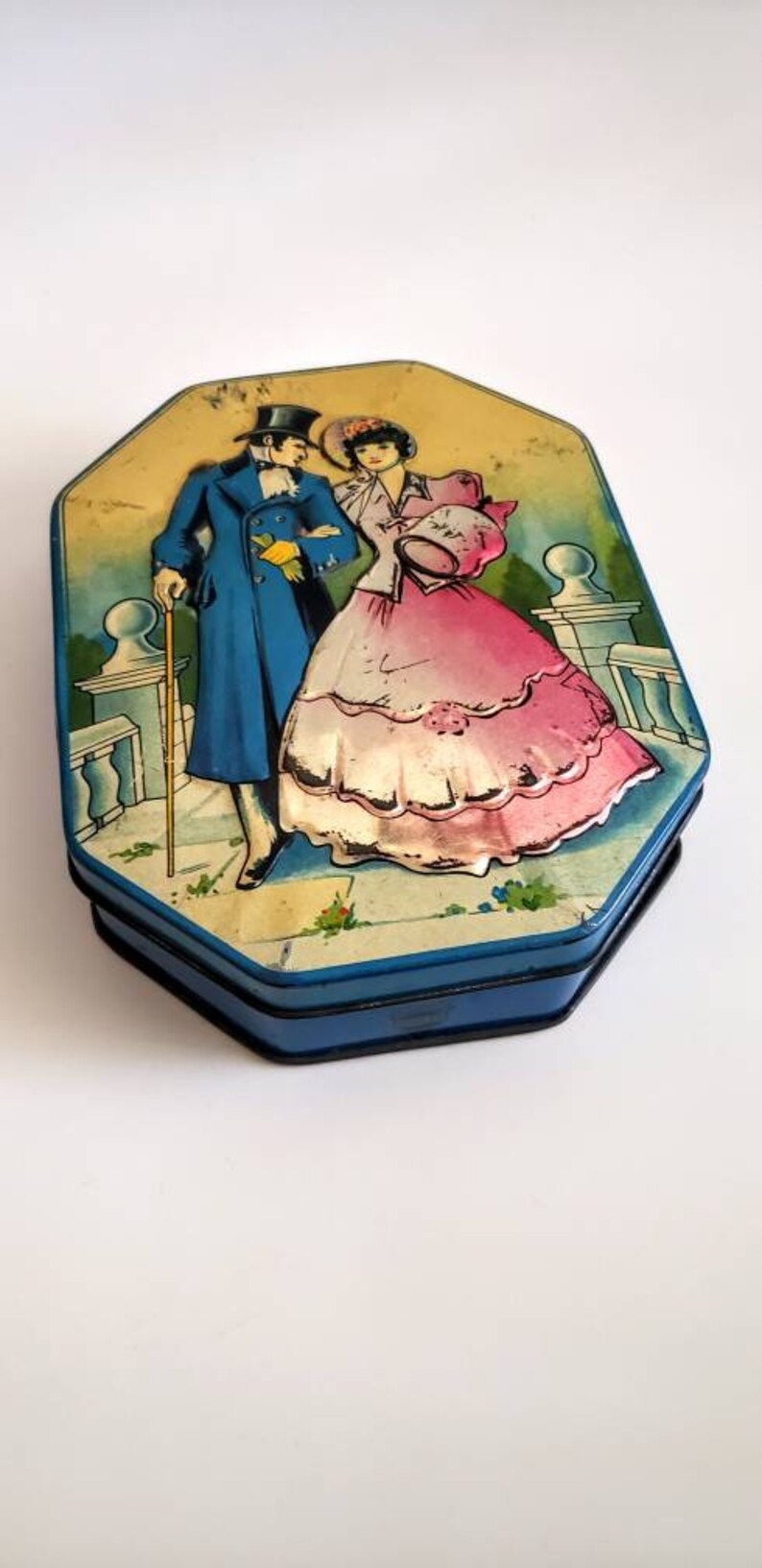 Vintage Tin George Horner Boy Blue Toffee Victorian DressCostume Box with LidVintage Tin Victorian Style BlueVintage Victorian Tin Blue