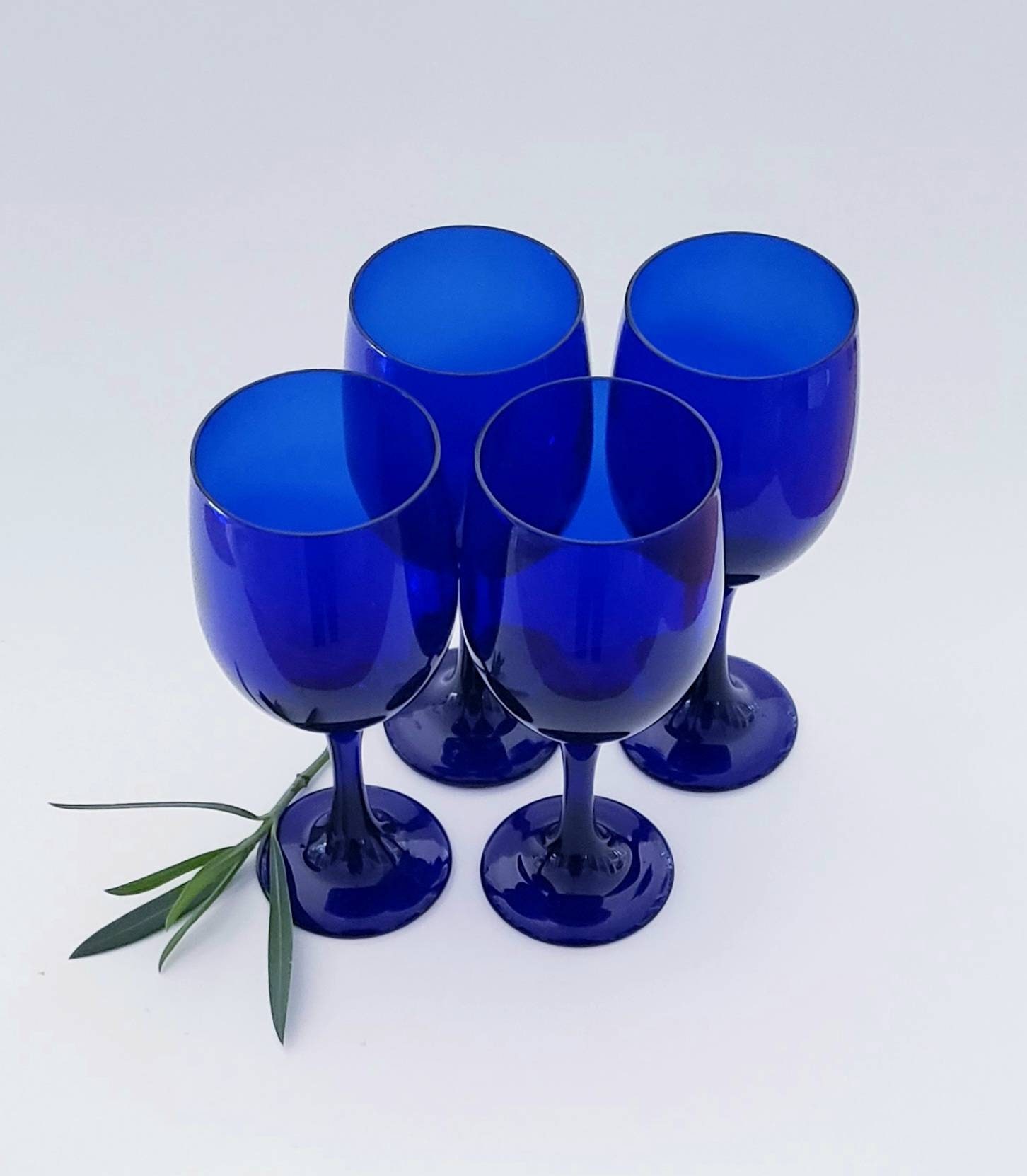 コバルトブルー カットガラス ワイングラス 4個セット コバルトブルー カットガラス ワイングラス 4個セット Cobalt