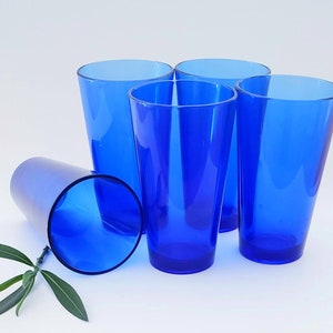 Ensemble de cinq verres à eau bleu cobalt vintage par Libbey, ensemble de cinq verres lourds MCM/vintage, ensemble de cinq verres à eau bleu cobalt MCM décoration de table image 1