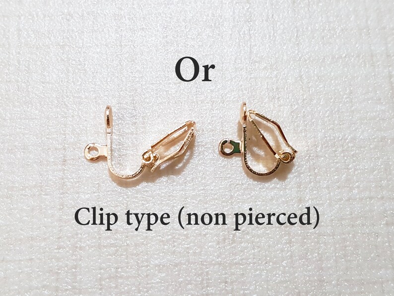 Monoria Studio Handmade Pierced or Clip on for Non pierced geometric small round circle gold sandstone earrings