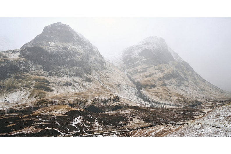 Winter Glen Coe, original Fine Art-Fotografie, Grafik, Landschaft, Highland, Natur, 8 x 12, Berg, Schnee, Schottland, Vintage, Retro Bild 1