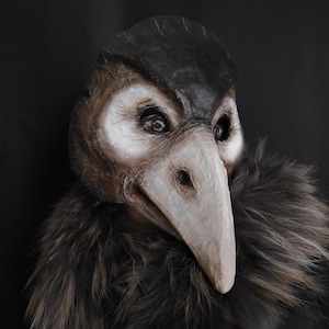 Masque oiseau en papier mâché fait main : déguisement d&#39;Halloween corbeau et corbeau