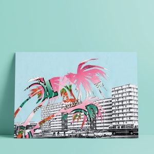 Aruba Berlin No 2 Berlin en Fraise ansichtkaart DIN A6 print wenskaart en illustratie collage met palmbomen met stedelijk motief