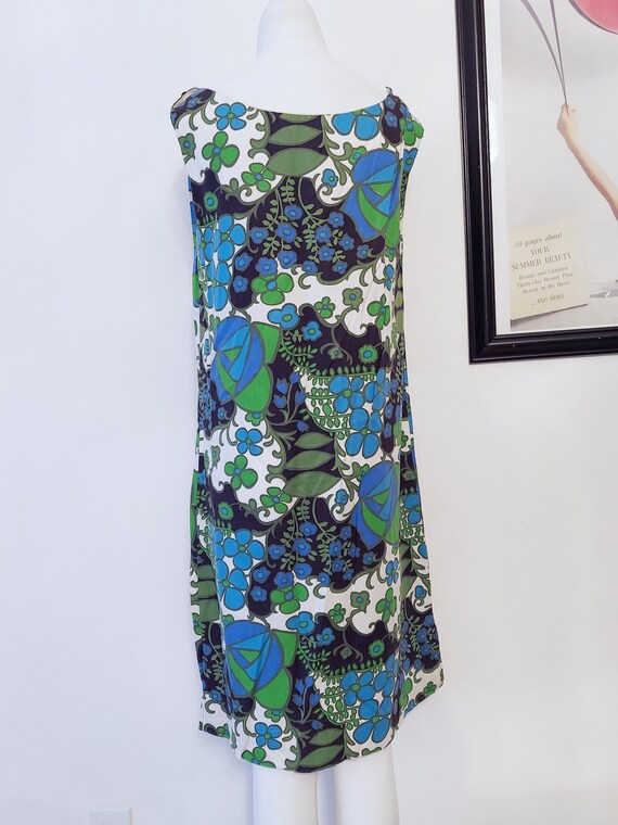 Vintage 60s Mod Beeline cotton floral shift dress… - image 8